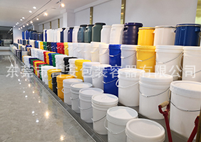 国内戸外操屄视频吉安容器一楼涂料桶、机油桶展区